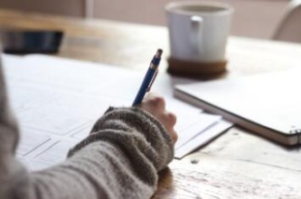 职工社保和个人社保的退休金区别？